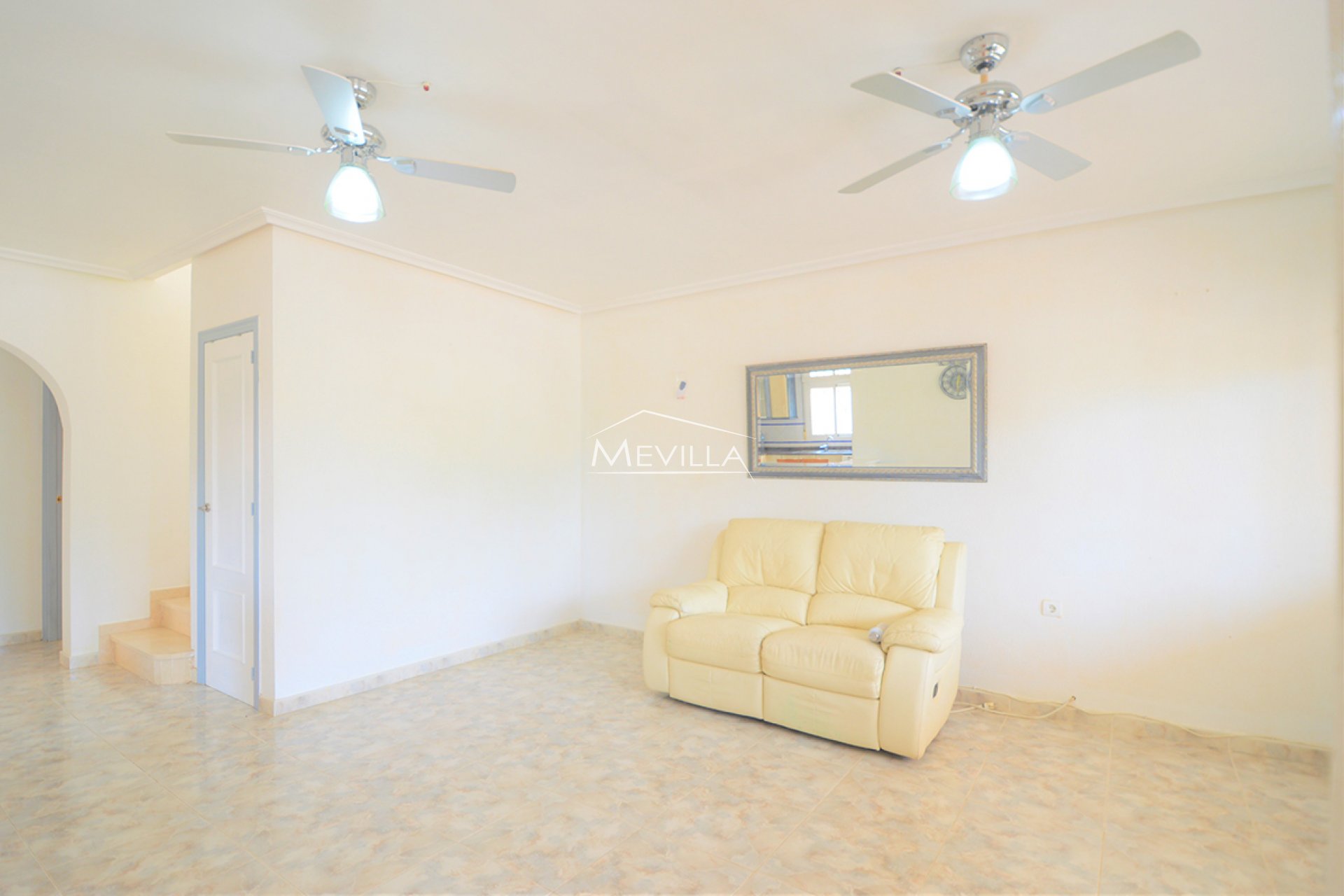 Salg (Resales) - Villa - Orihuela Costa - Villamartin