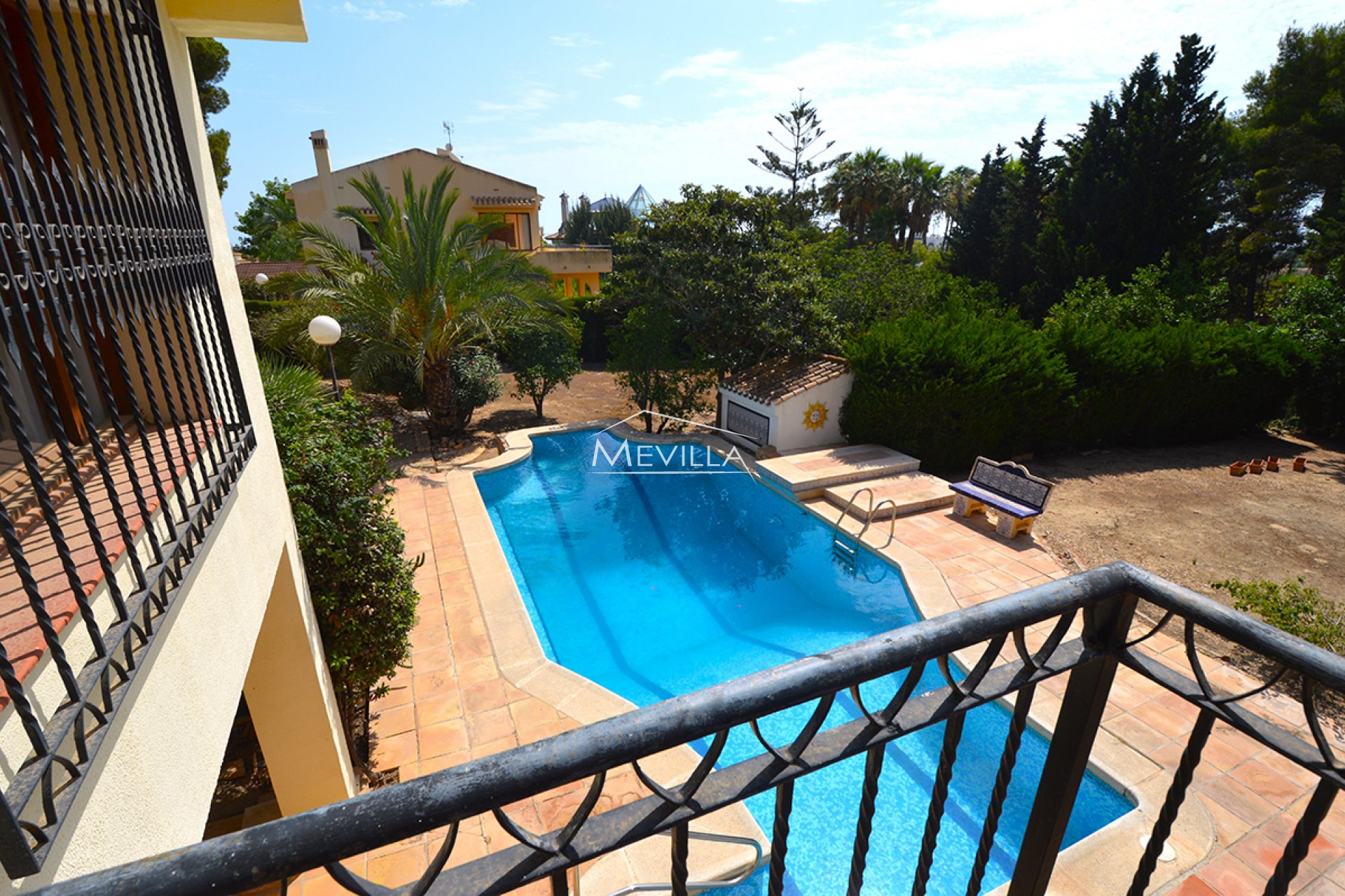 Salg (Resales) - Villa - Orihuela Costa - Villamartin