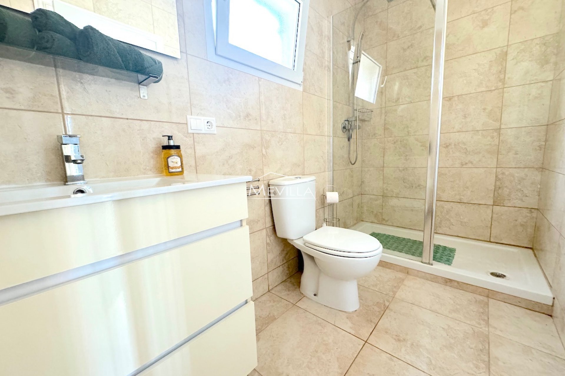 Salg (Resales) - Villa - Orihuela Costa - Villamartin