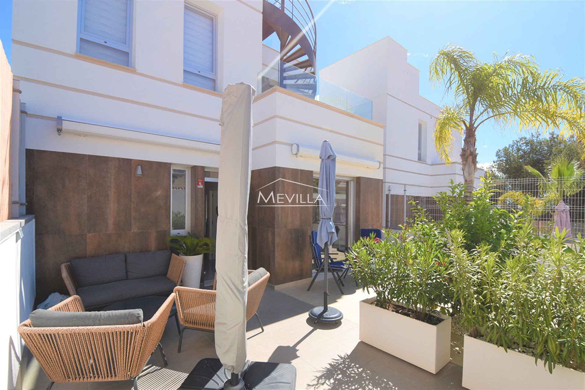 Salg (Resales) - Villa - Orihuela Costa - Villamartin