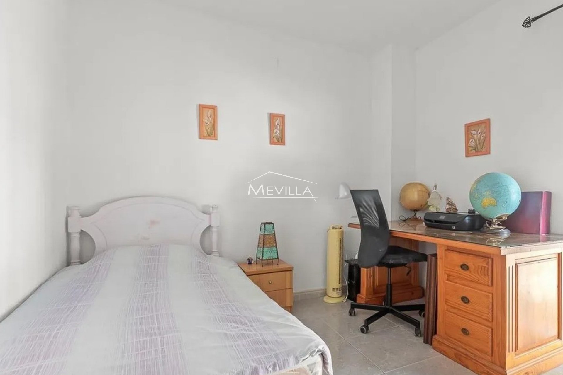 Salg (Resales) - Villa - Orihuela Costa - Villamartin