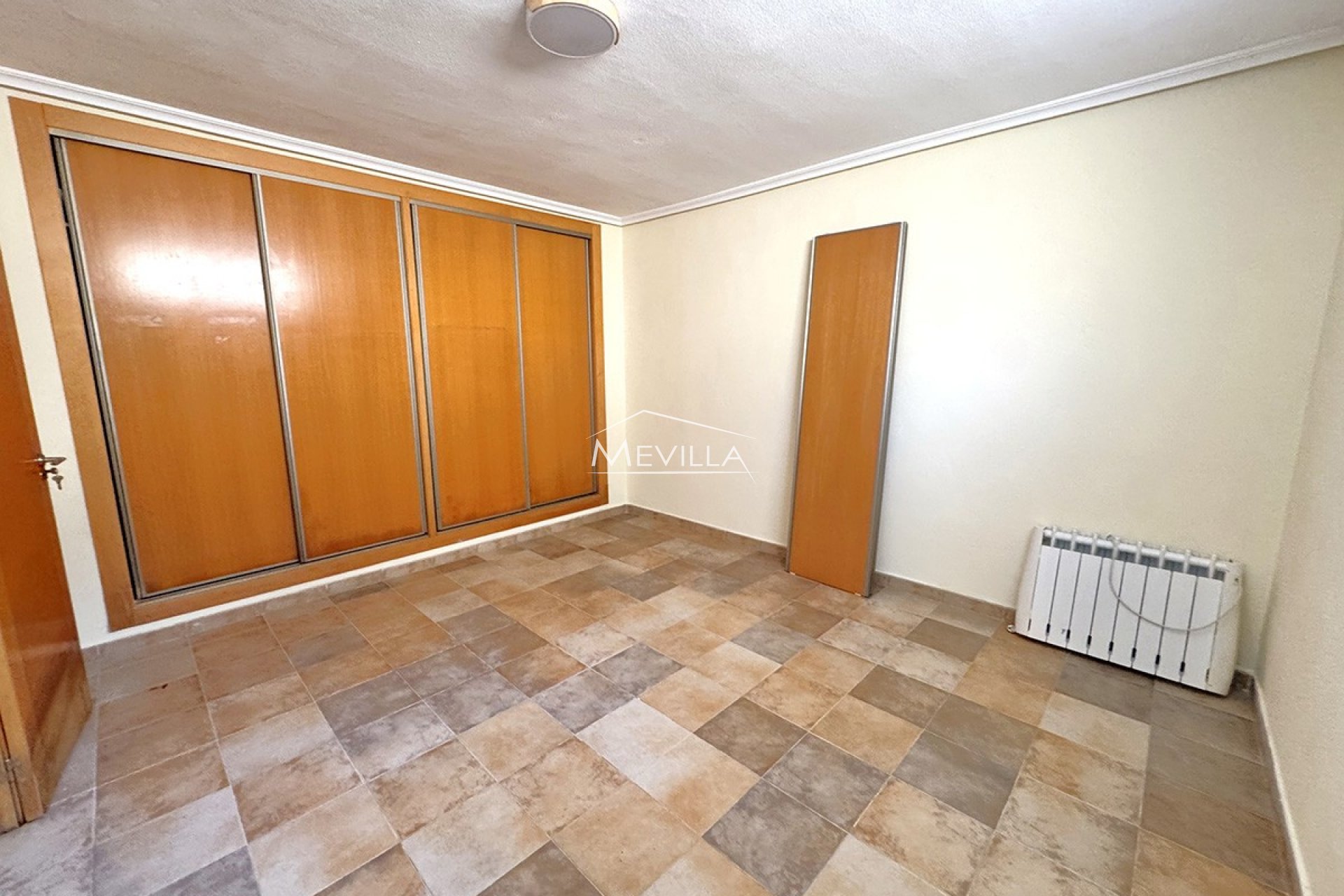 Salg (Resales) - Villa - Orihuela Costa - Villamartin