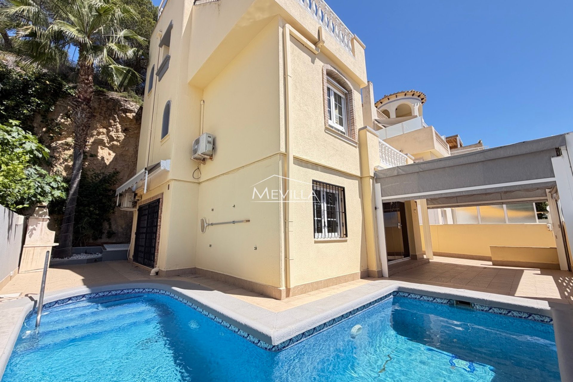 Salg (Resales) - Villa - Orihuela Costa - Villamartin
