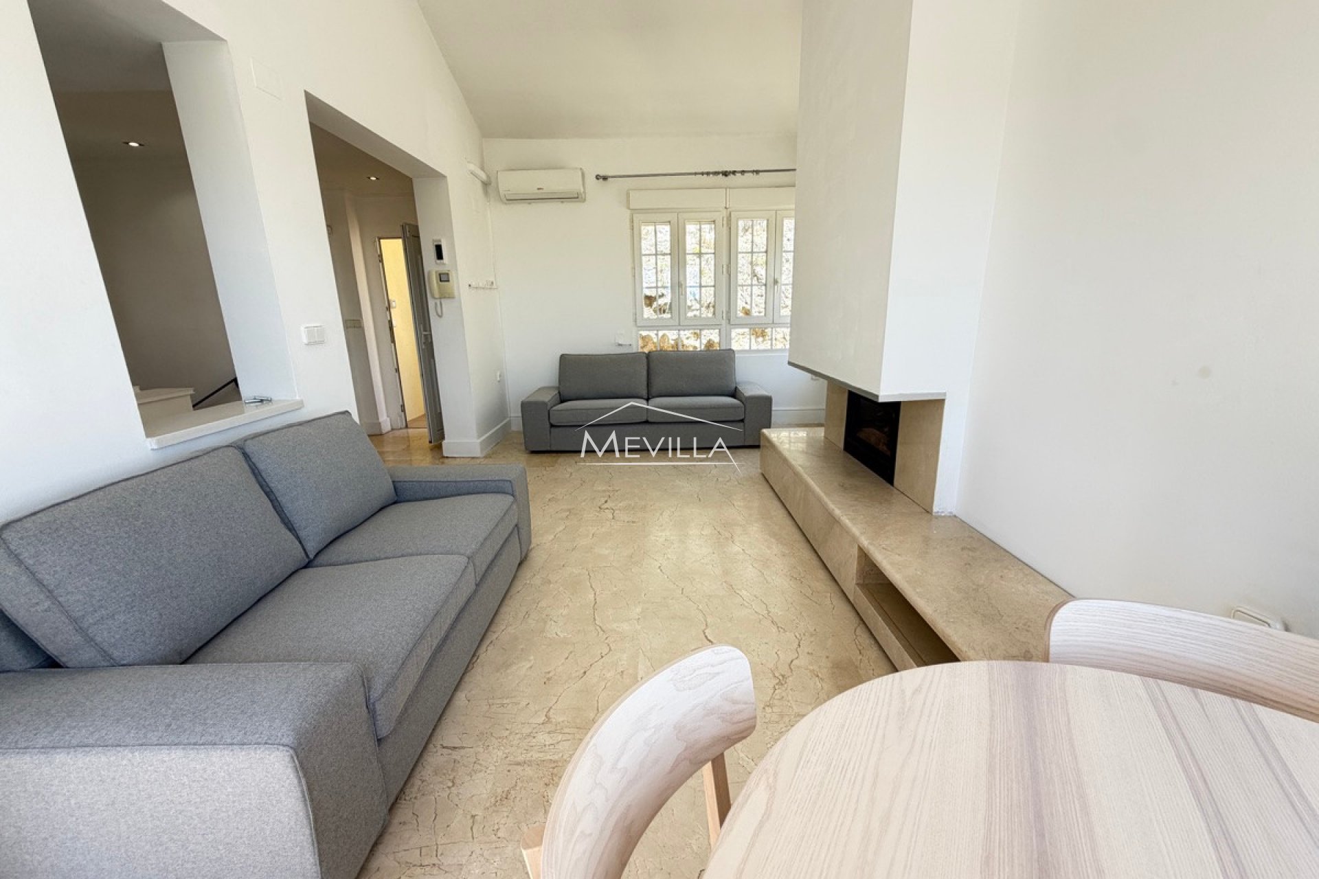 Salg (Resales) - Villa - Orihuela Costa - Villamartin
