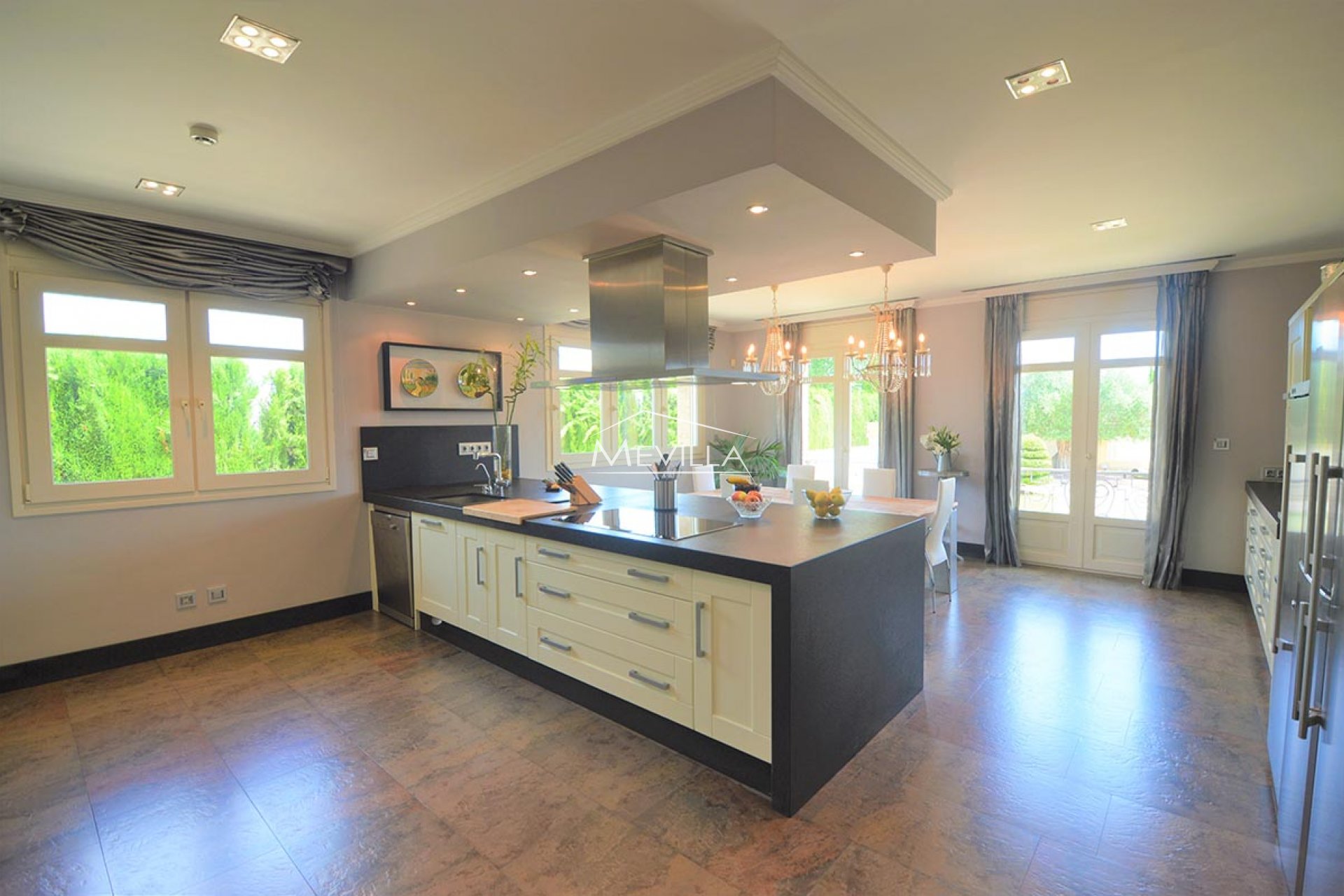 Salg (Resales) - Villa - Orihuela