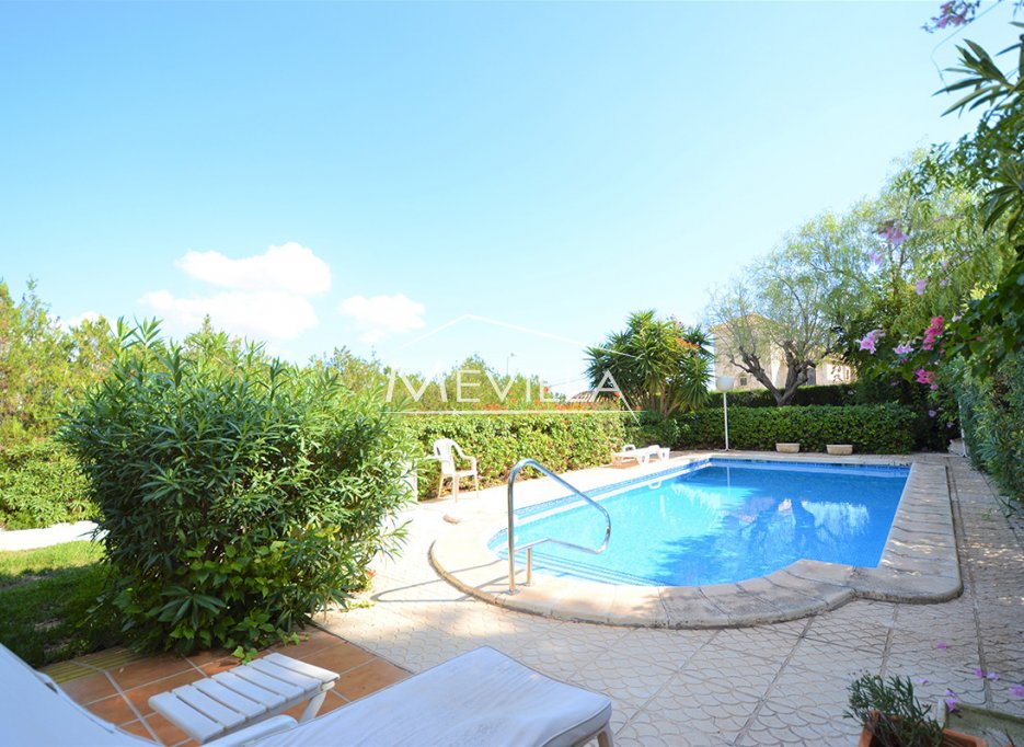 Salg (Resales) - Villa - Torrevieja - Los Balcones