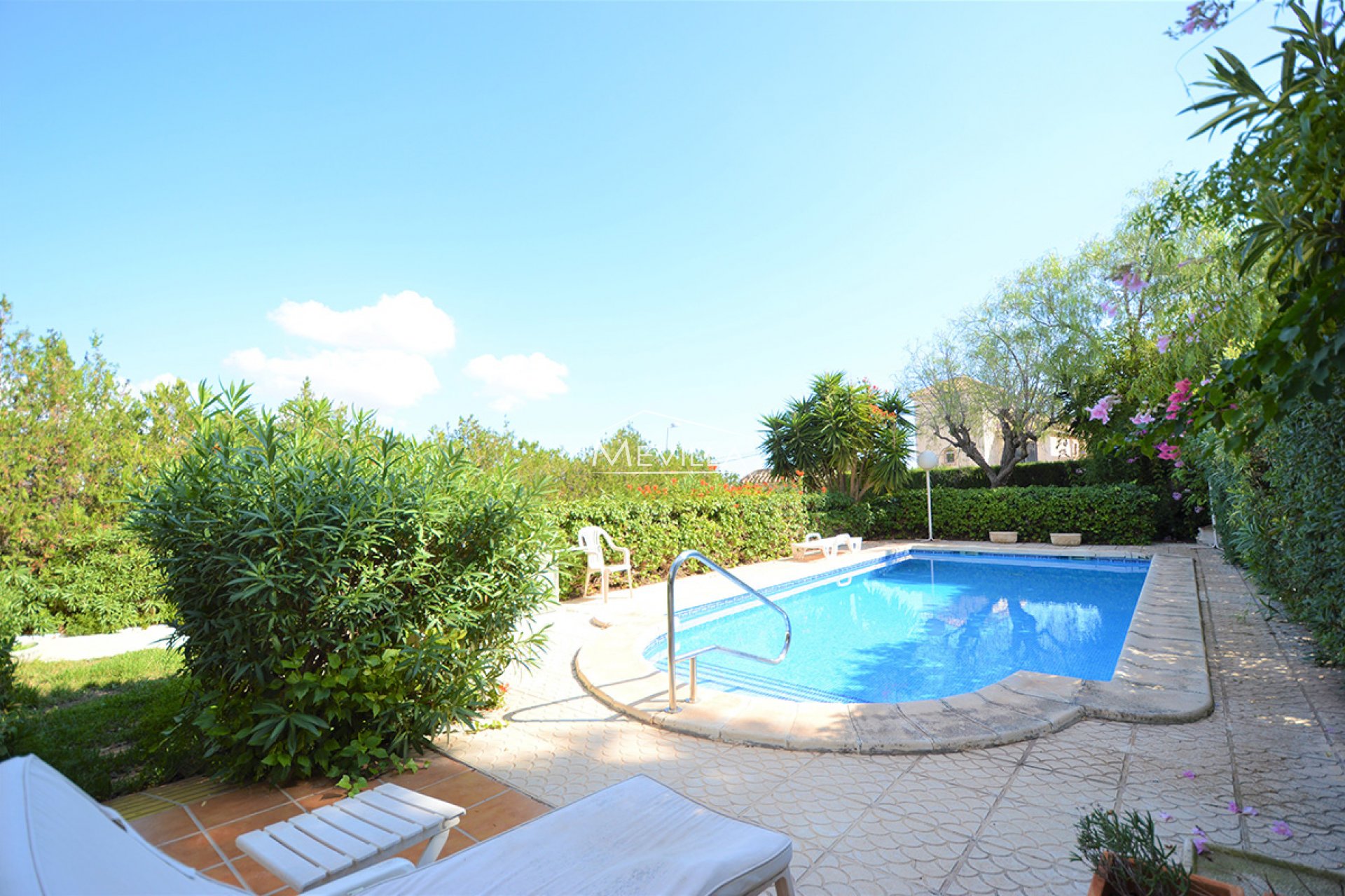 Salg (Resales) - Villa - Torrevieja - Los Balcones