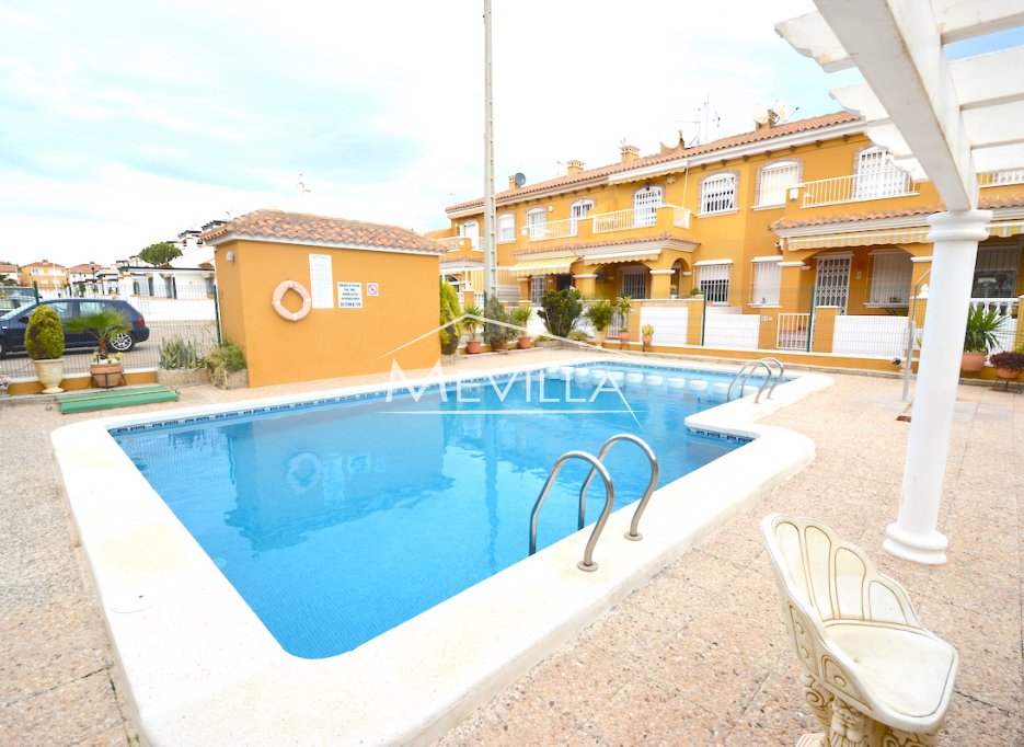 The swimming pool 
