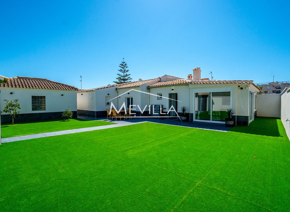 Verkäufe - Villa - Orihuela Costa - Cabo Roig