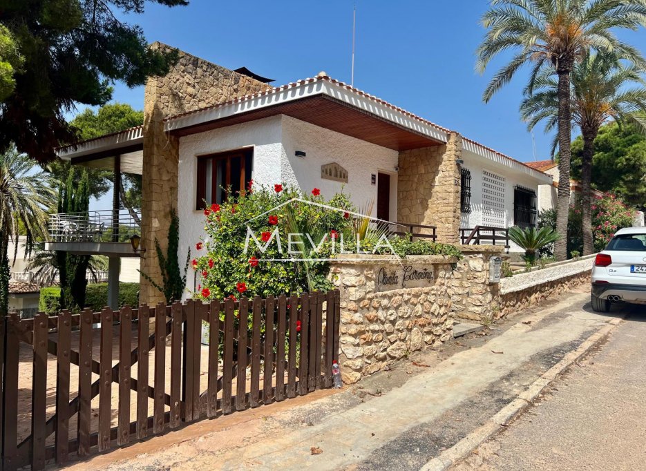Verkäufe - Villa - Orihuela Costa - Campoamor