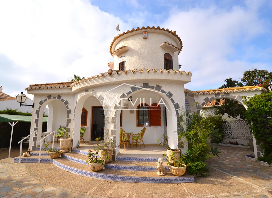 Verkäufe - Villa - Orihuela Costa - La Zenia