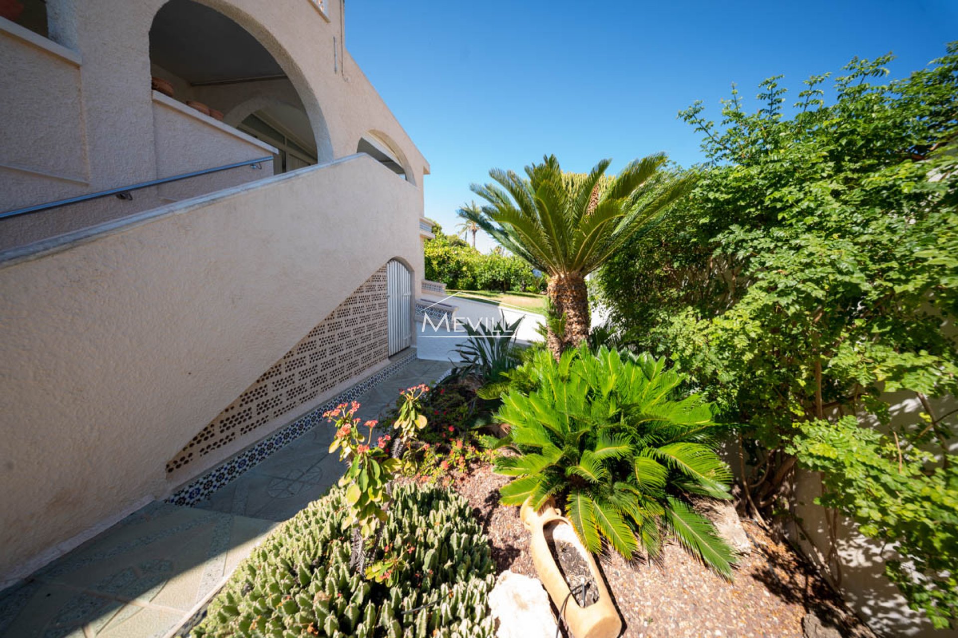 Verkäufe - Villa - Orihuela Costa - La Zenia