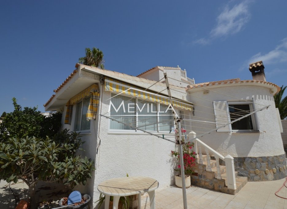 Verkäufe - Villa - Orihuela Costa - La Zenia