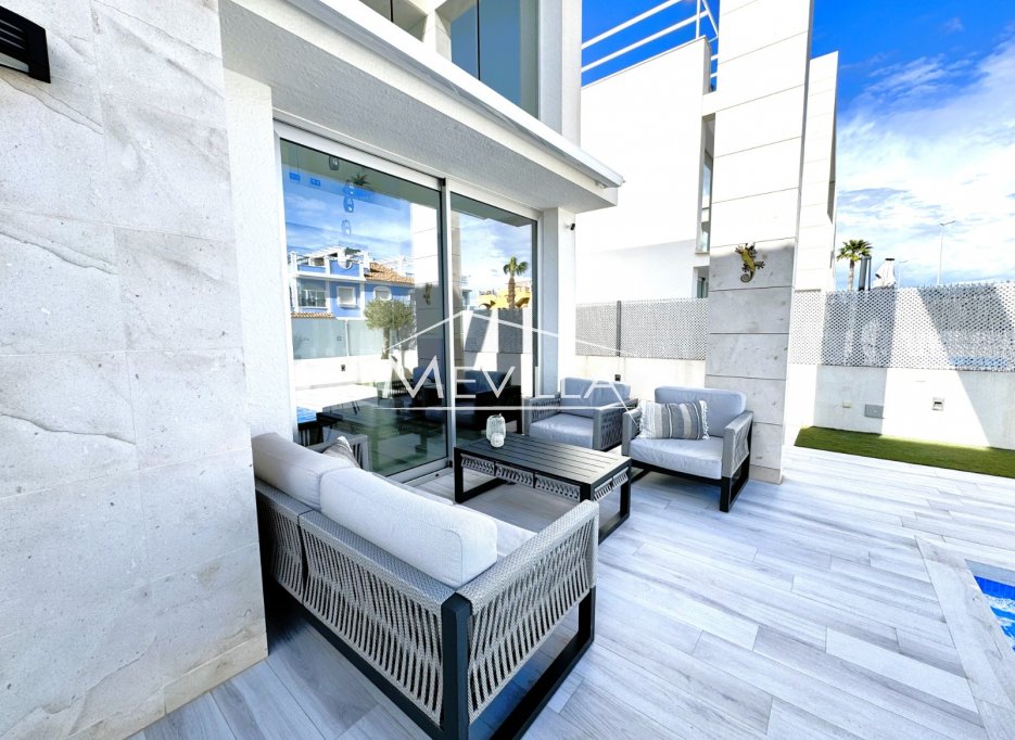 Verkäufe - Villa - Orihuela Costa - Lomas de Cabo Roig