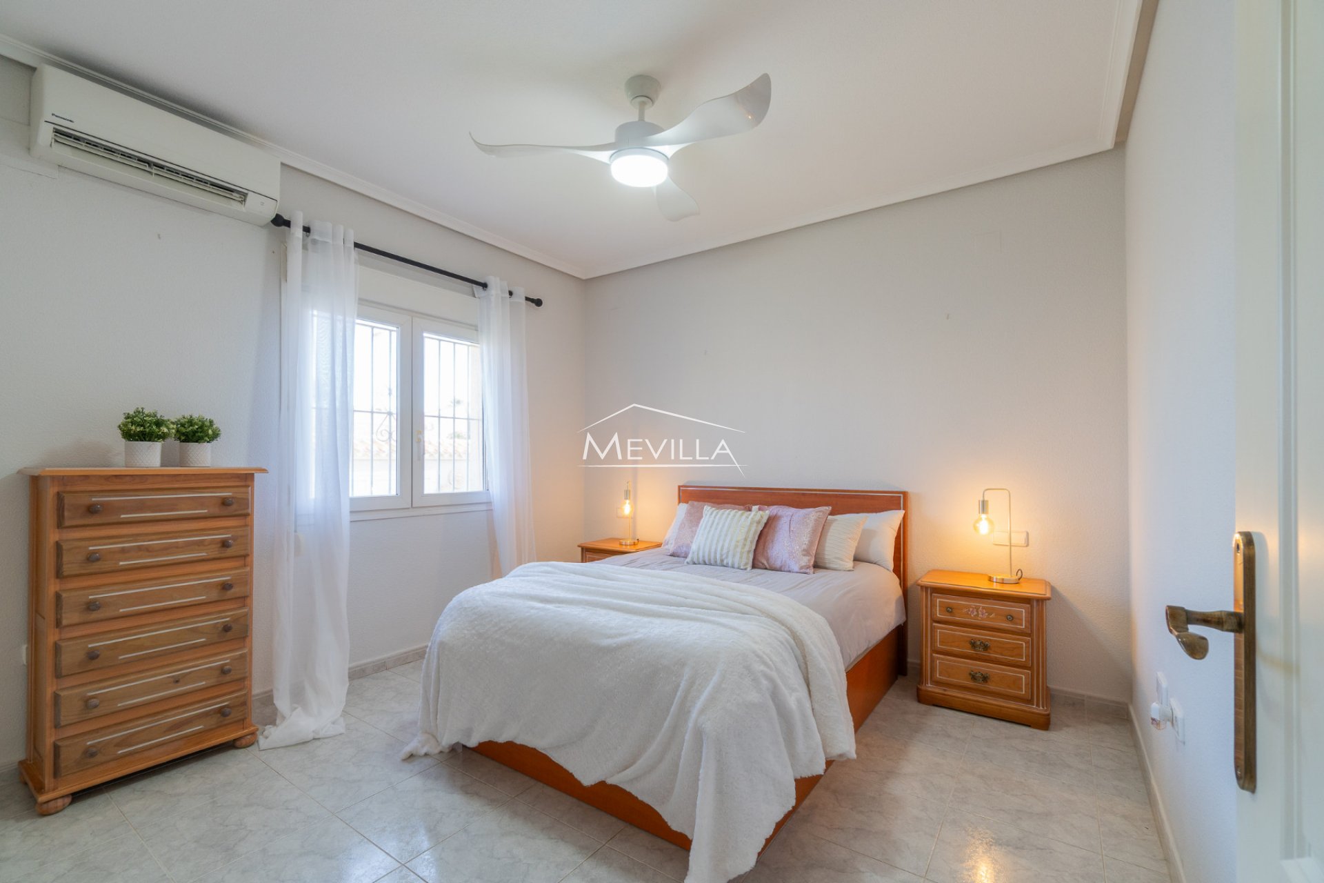 Verkäufe - Villa - Orihuela Costa - Playa Flamenca