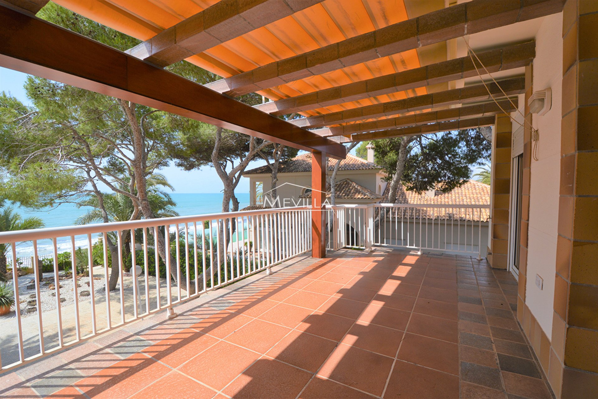 Verkäufe - Villa - Orihuela Costa - Punta Prima