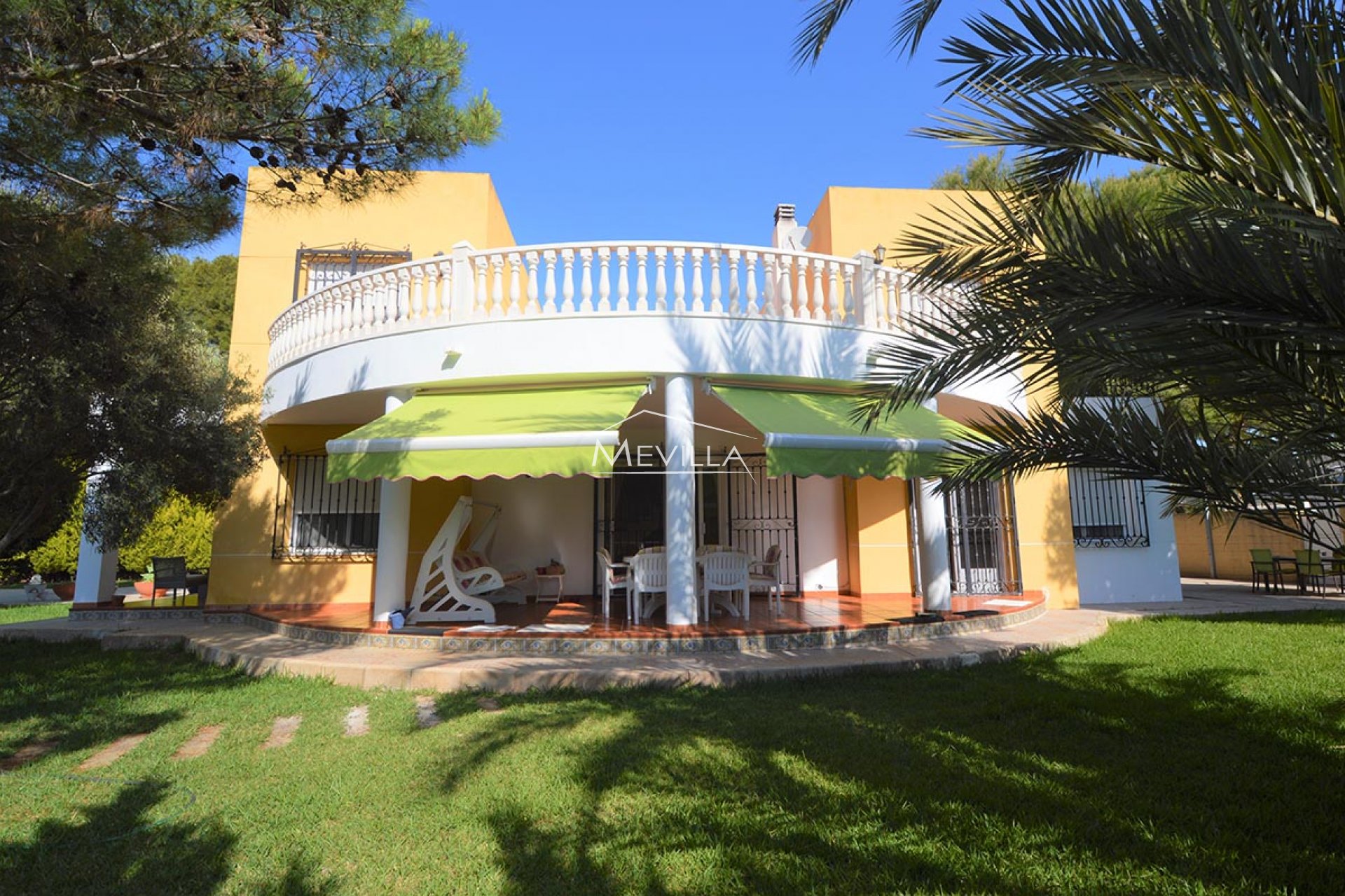 Verkäufe - Villa - Orihuela Costa - Punta Prima