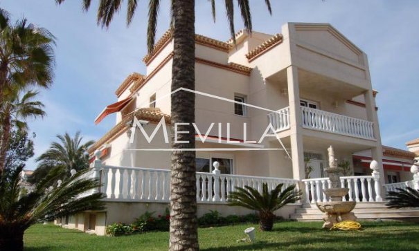 Villa - Återförsäljare - Orihuela Costa - Playa Flamenca