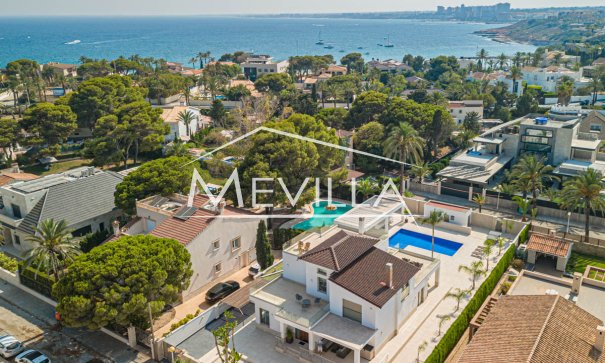 Villa - Resales - Orihuela Costa - Cabo Roig