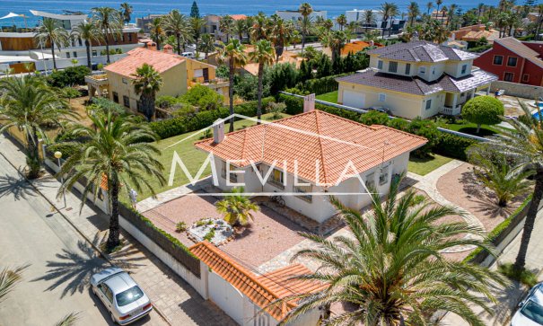 Villa - Resales - Orihuela Costa - CR1266