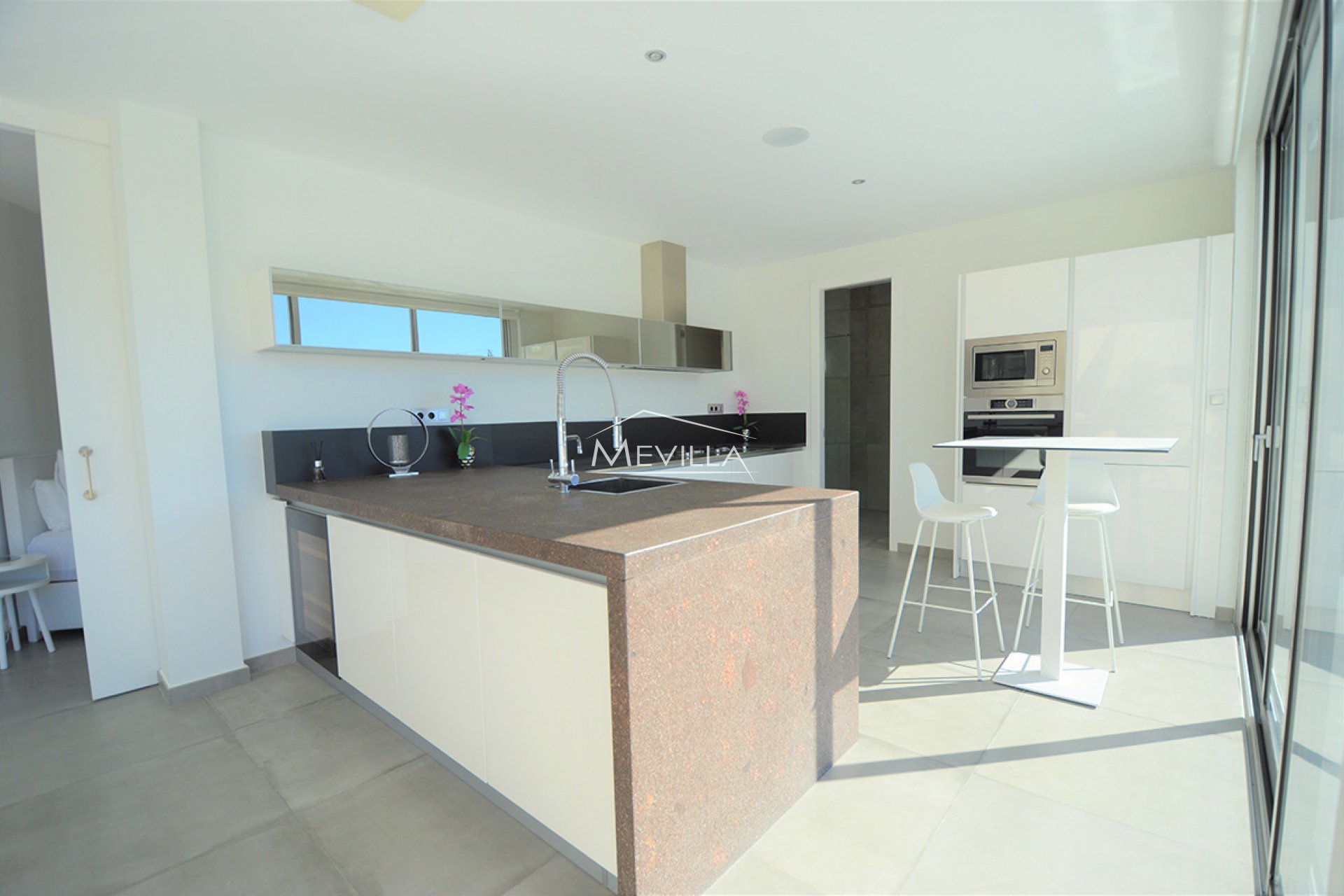  - Villa - San Miguel de Salinas