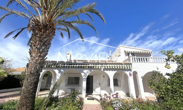 Villa - Verkäufe - Orihuela Costa - CR1095