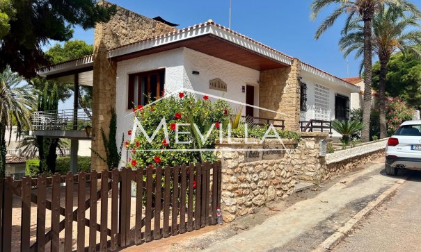 Villa - Wederverkoop - Orihuela Costa - Campoamor