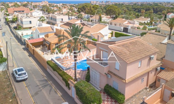 Villa - Wederverkoop - Orihuela Costa - Mil Palmeras
