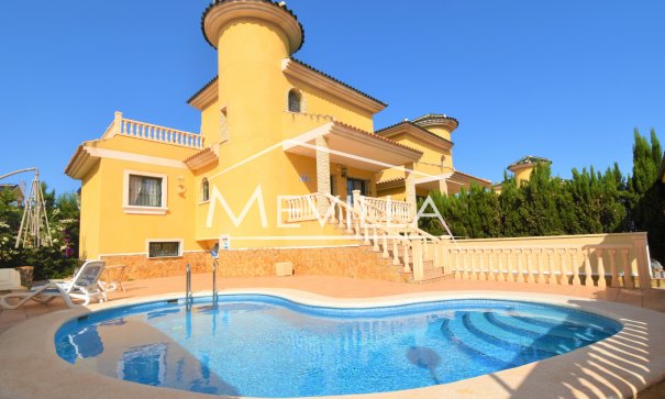 Villa - Wederverkoop - Orihuela Costa - Villamartin