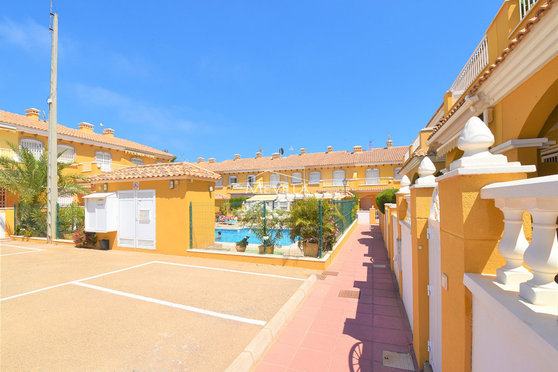 Wederverkoop -  - Orihuela Costa - La Zenia