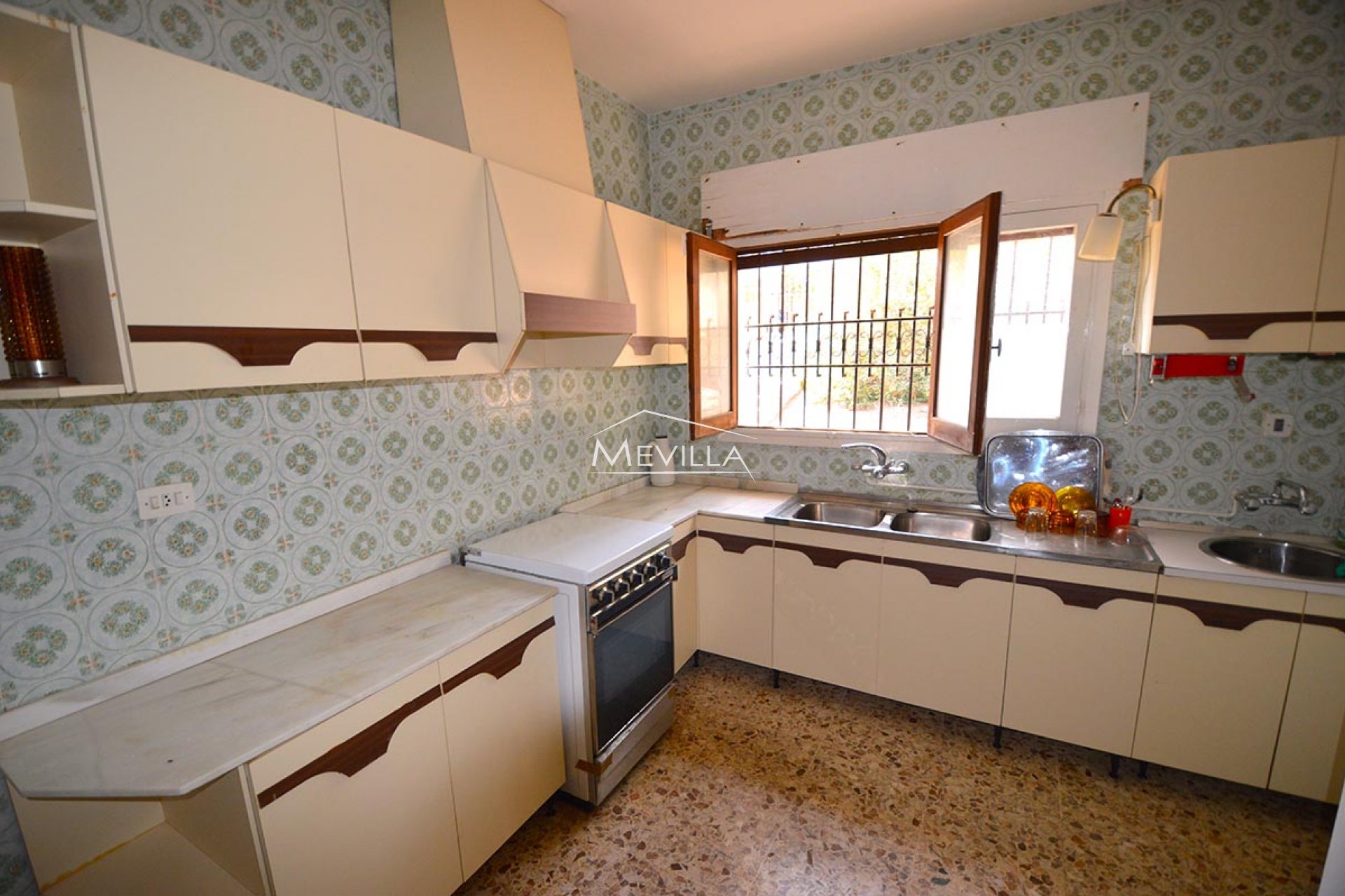 Wederverkoop - Plot - Orihuela Costa - Campoamor