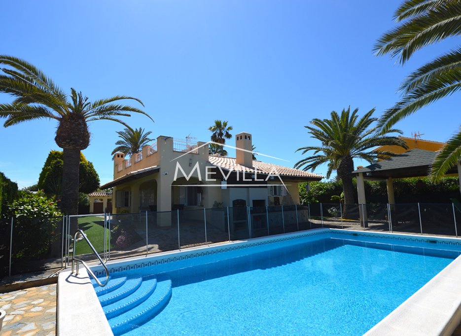 Wederverkoop - Villa - Orihuela Costa - Cabo Roig