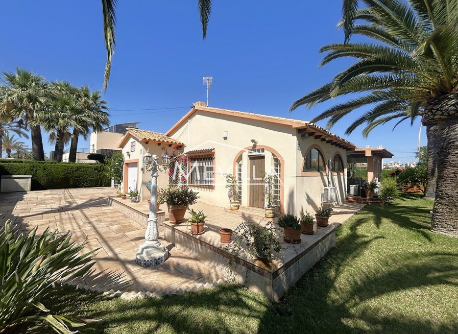 Wederverkoop - Villa - Orihuela Costa - Cabo Roig