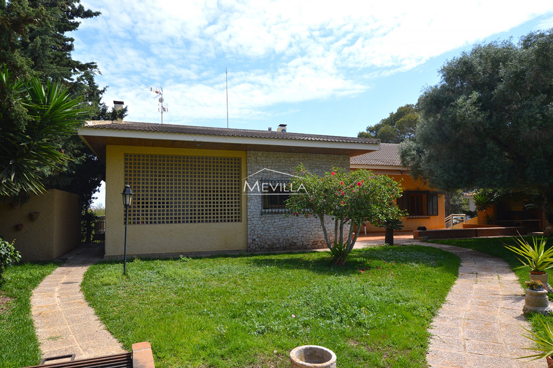 Wederverkoop - Villa - Orihuela Costa - Campoamor