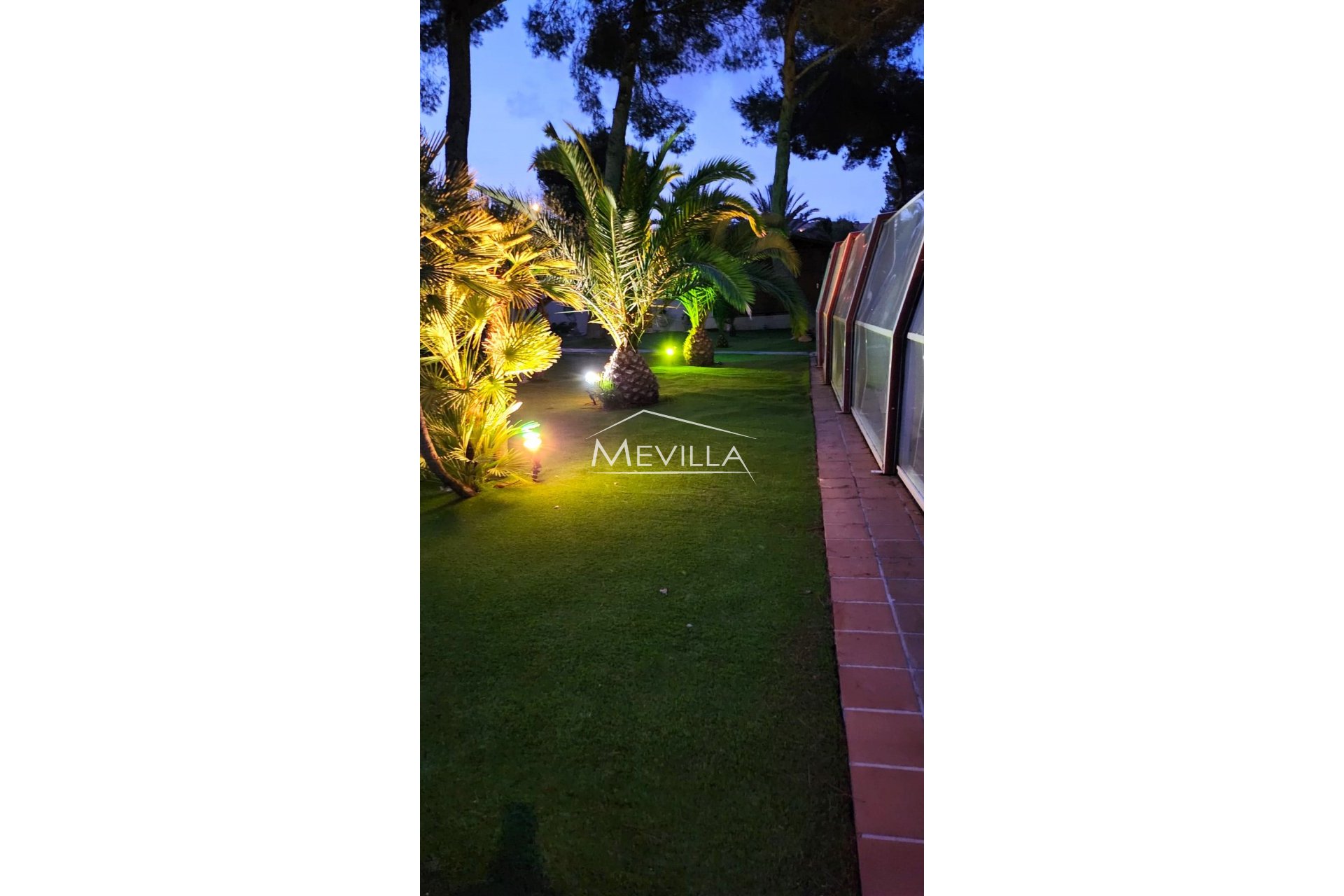 Wederverkoop - Villa - Orihuela Costa - Campoamor