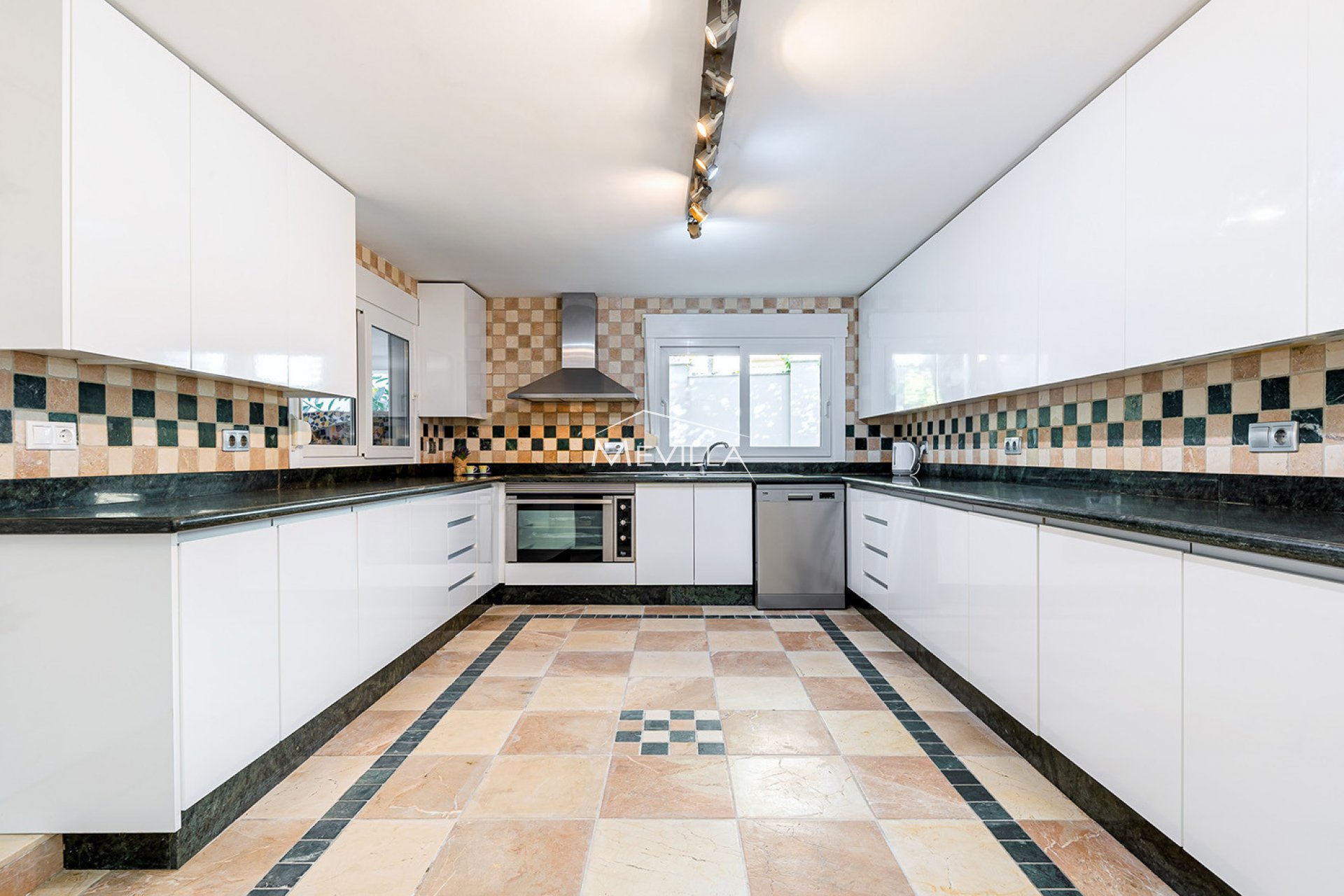 Wederverkoop - Villa - Orihuela Costa - Campoamor