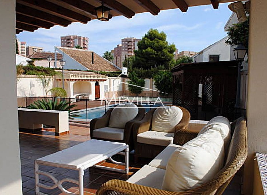 Wederverkoop - Villa - Orihuela Costa - Campoamor