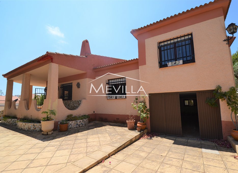 Wederverkoop - Villa - Orihuela Costa - La Zenia