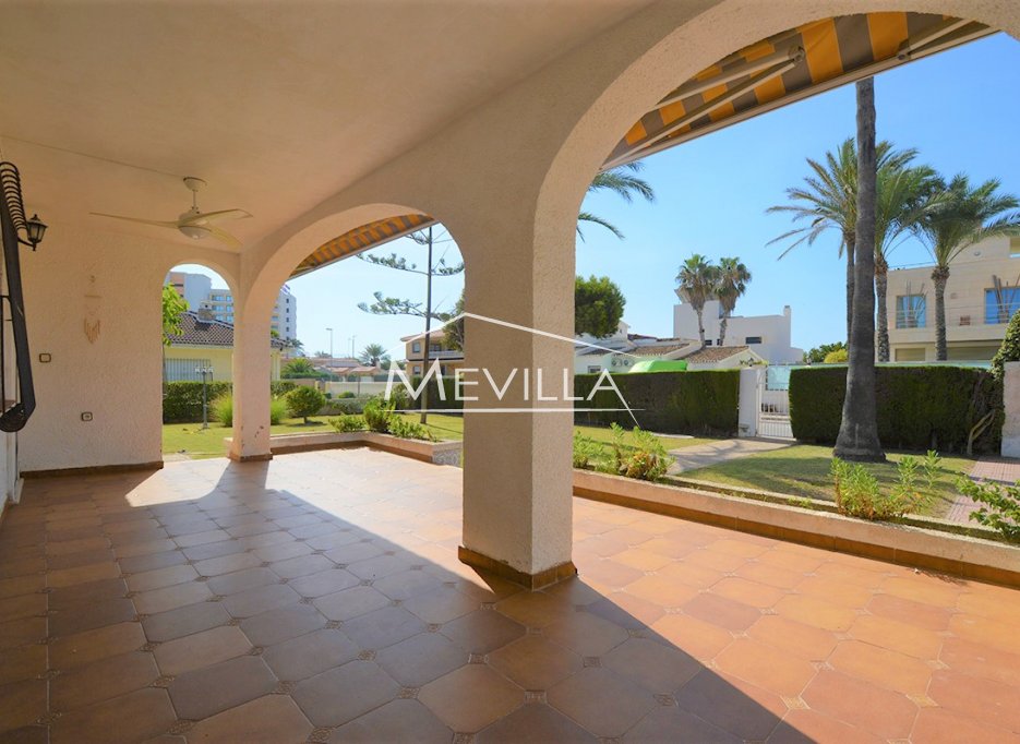 Wederverkoop - Villa - Orihuela Costa - La Zenia