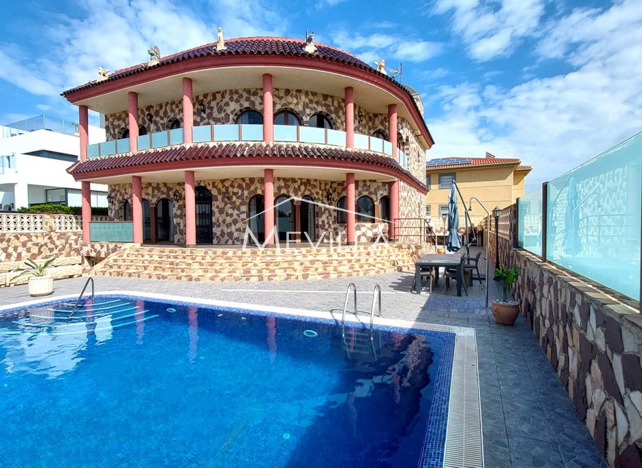 Wederverkoop - Villa - Orihuela Costa - La Zenia