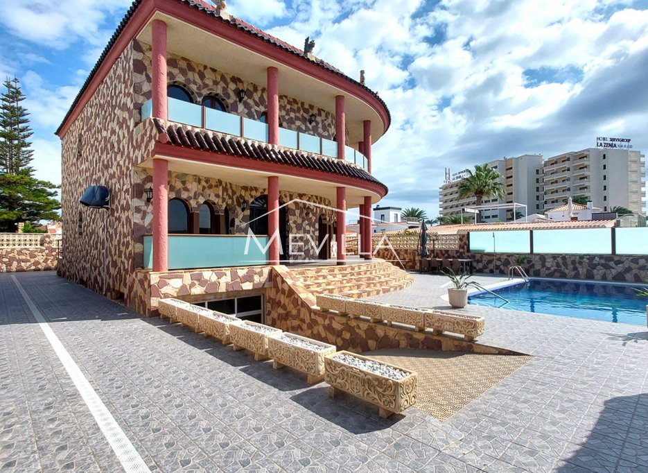 Wederverkoop - Villa - Orihuela Costa - La Zenia