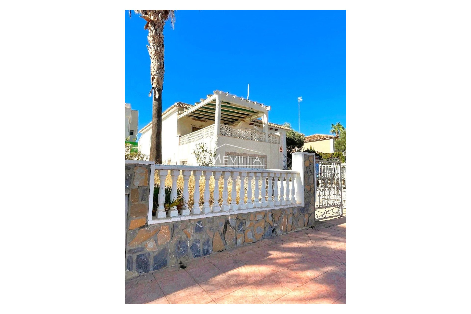Wederverkoop - Villa - Orihuela Costa - La Zenia