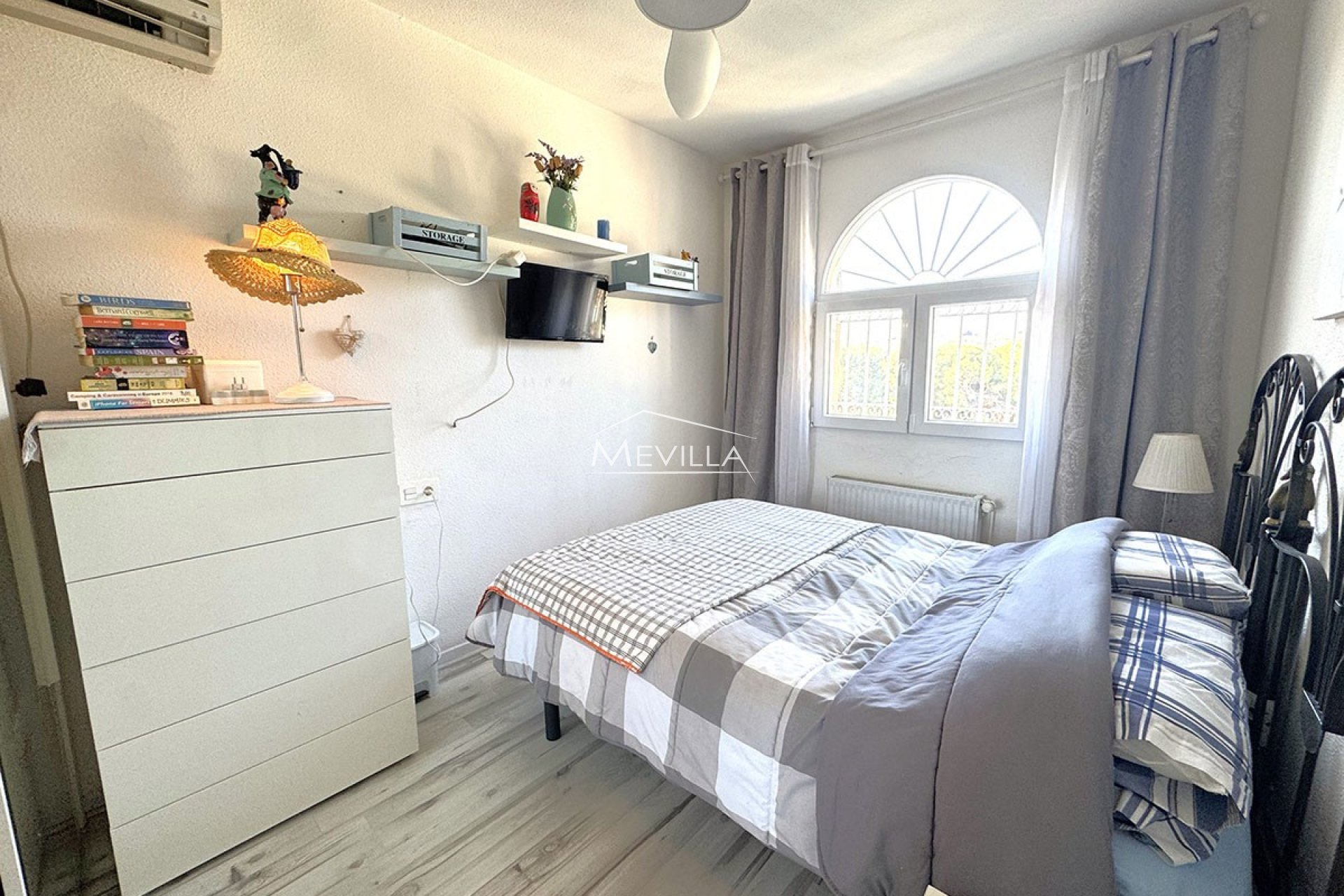 Wederverkoop - Villa - Orihuela Costa - La Zenia