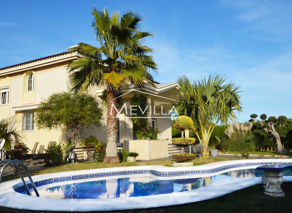 Wederverkoop - Villa - Orihuela Costa - Mil Palmeras
