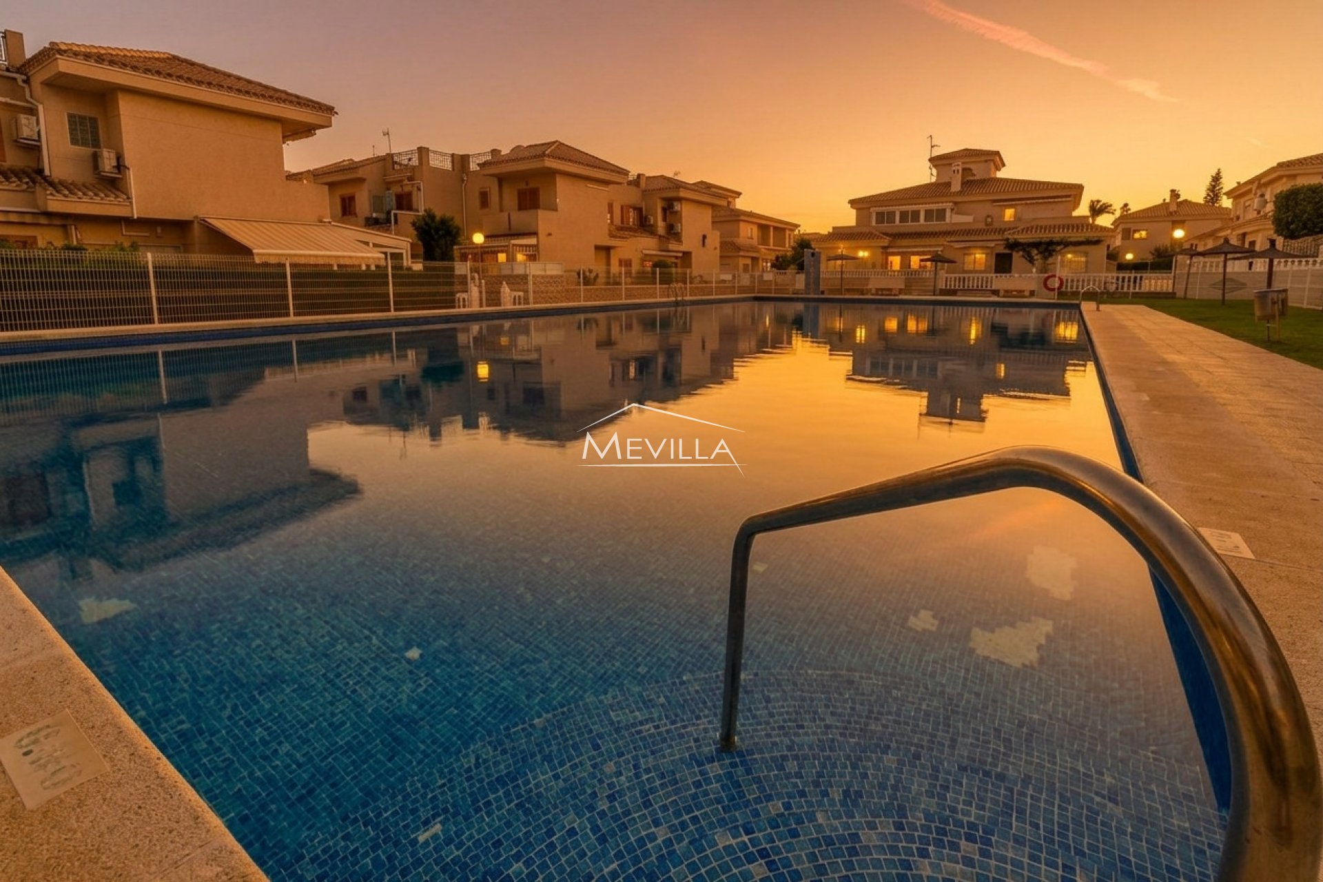 Wederverkoop - Villa - Orihuela Costa - Playa Flamenca