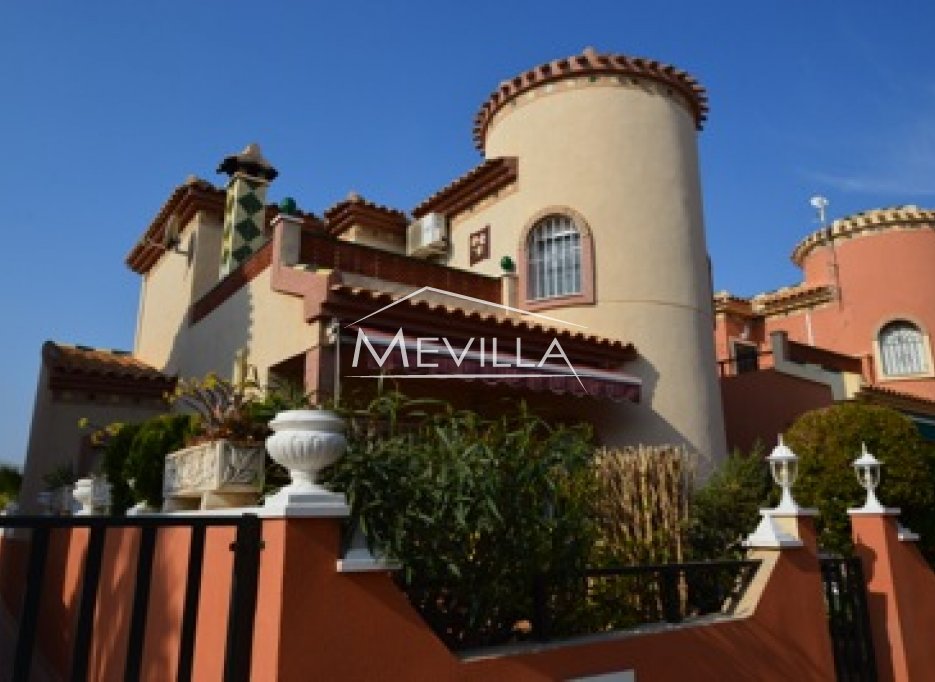 Wederverkoop - Villa - Orihuela Costa - Playa Flamenca