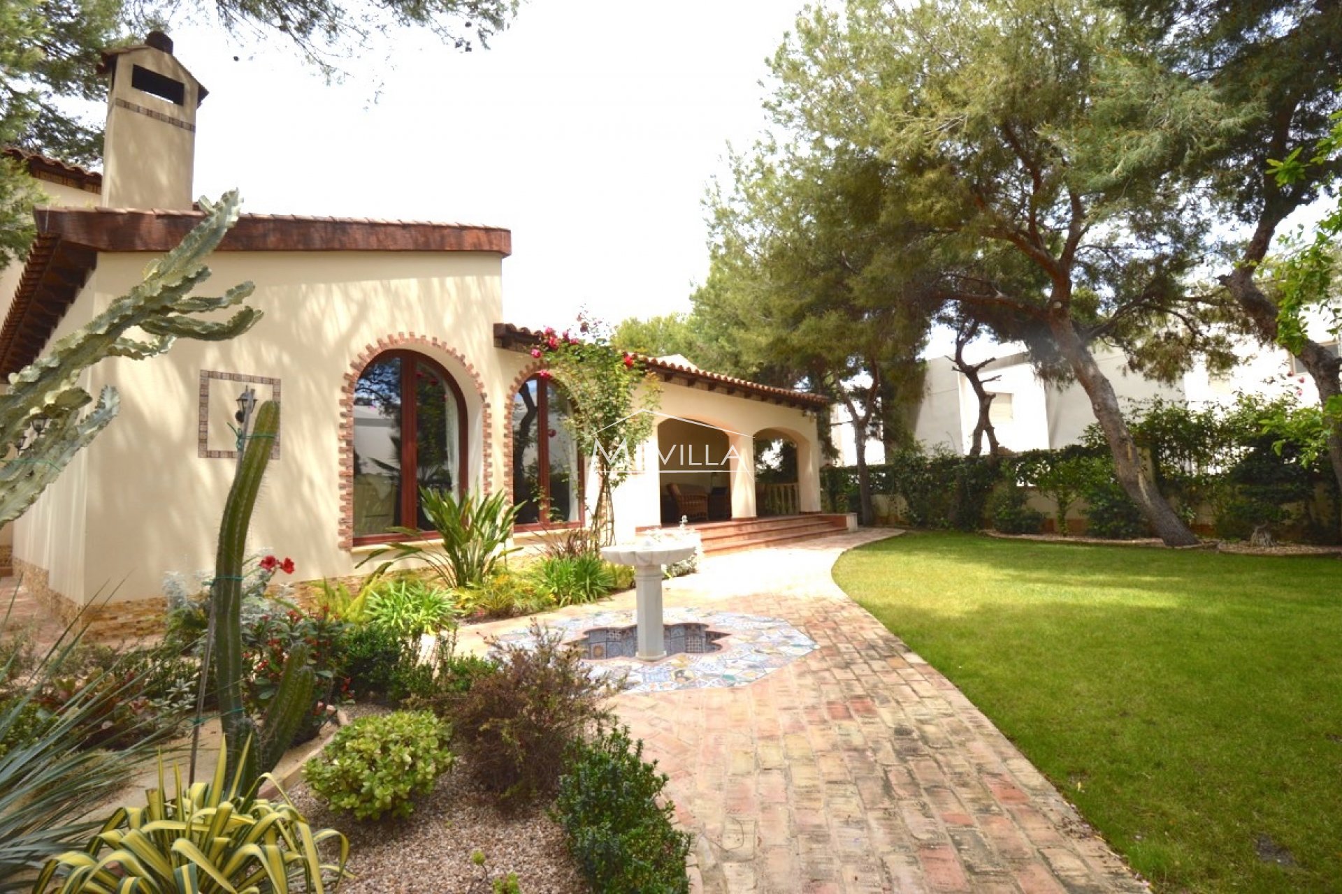 Wederverkoop - Villa - Orihuela Costa - Punta Prima