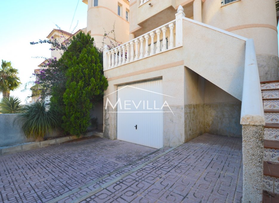 Wederverkoop - Villa - Orihuela Costa - Villamartin