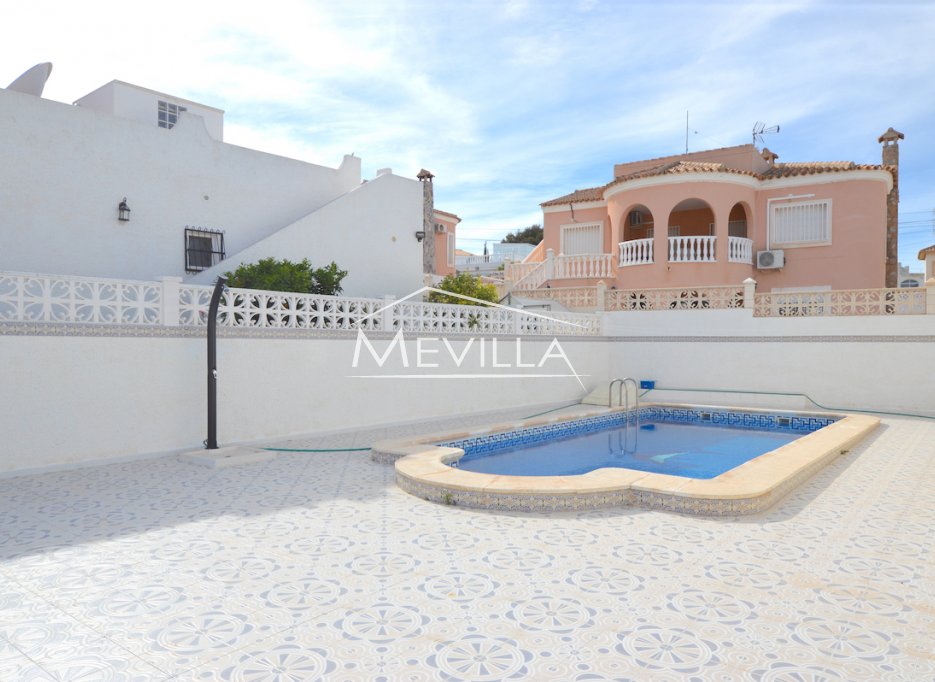 Wederverkoop - Villa - Orihuela Costa - Villamartin
