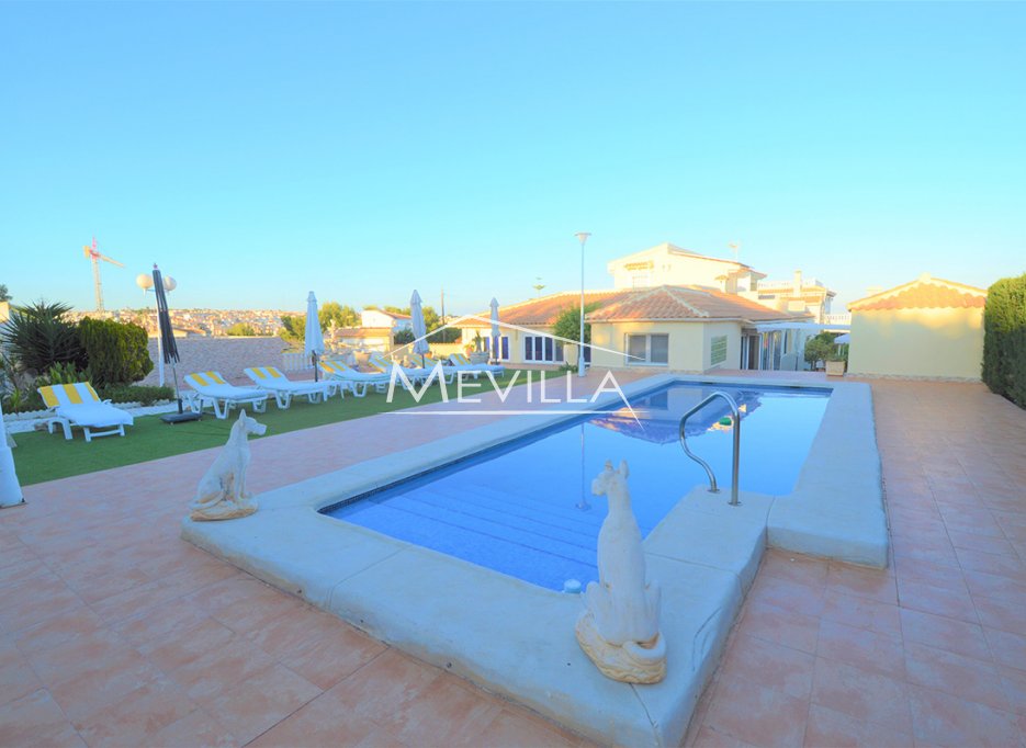Wederverkoop - Villa - Orihuela Costa - Villamartin